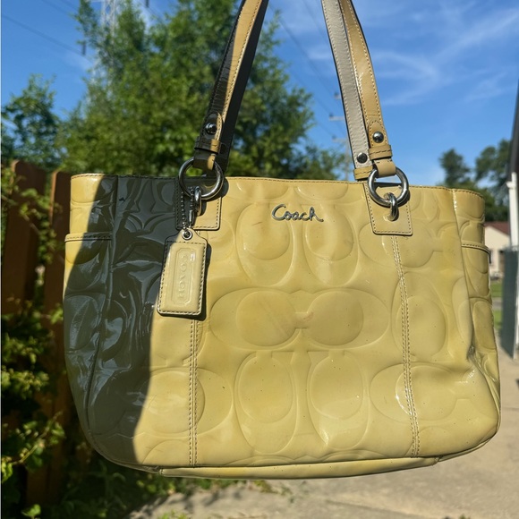 Olive Green Vintage Coach Bag - Picture 3 of 6